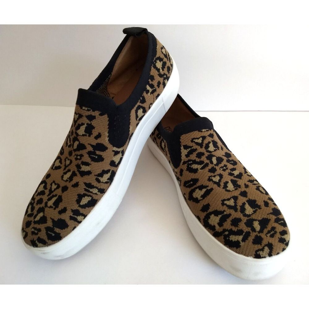 Cushionaire Leopard Print Slip On‎ Knit Sneakers Rory Women's 8M Heel Tab